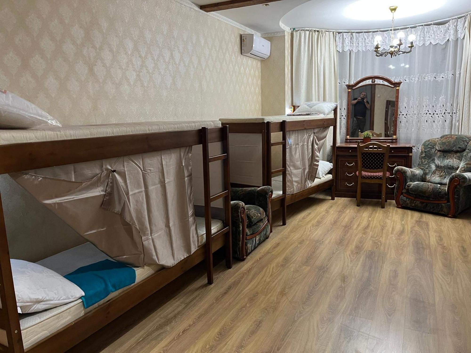 Ararat-Osokorki Hostel Kiev Exterior foto